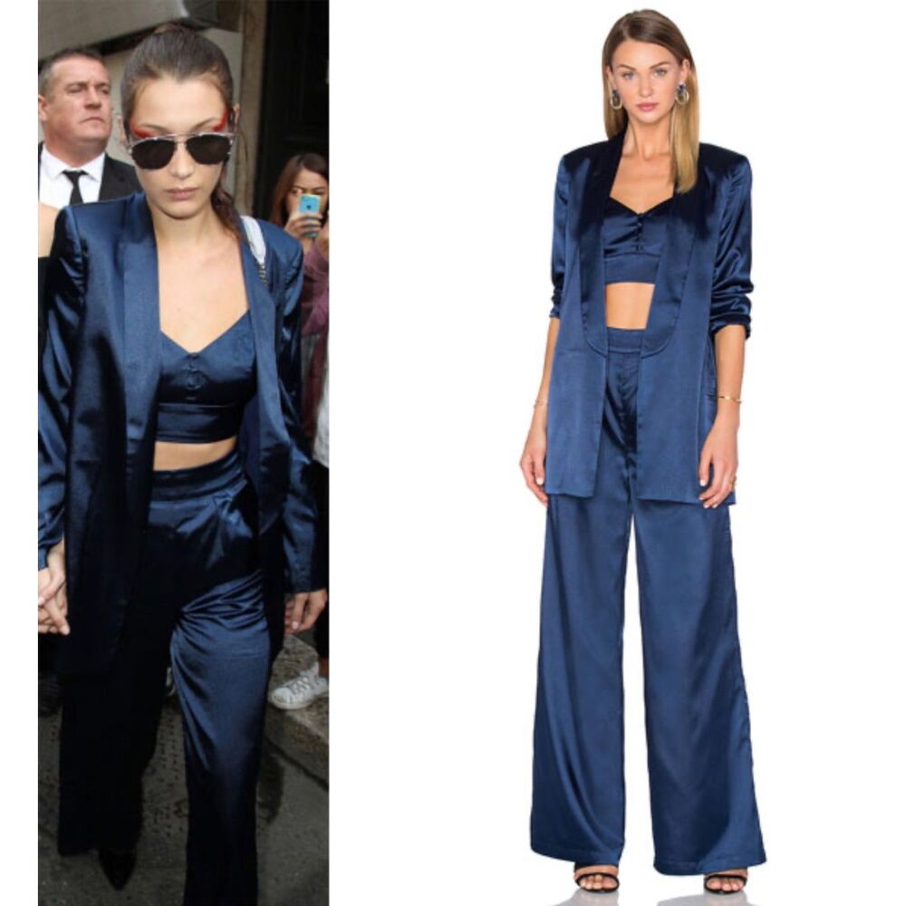 HOUSE OF HARLOW X REVOLVE Chloe Boyfriend Jacket in Navy, Satin, Open Front, XS